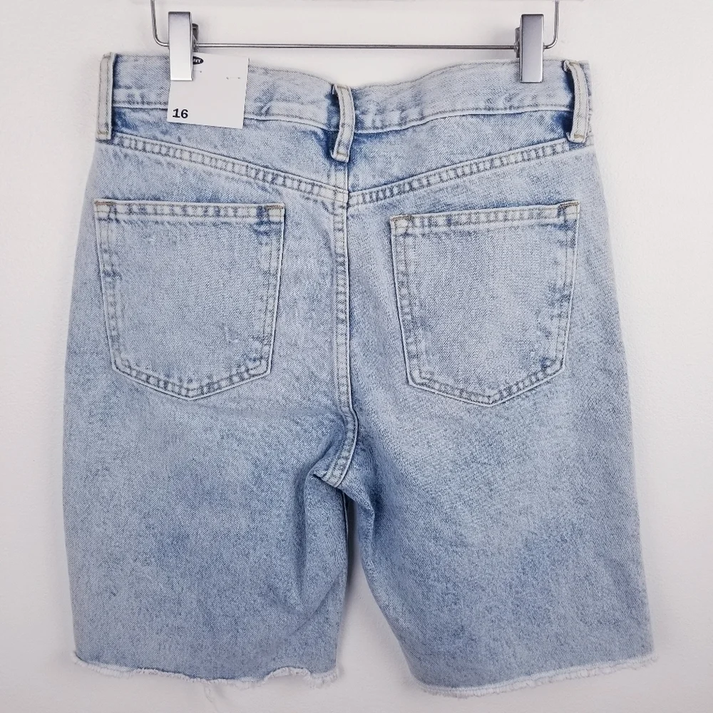Old Navy Boy's Distressed Light Wash Denim Jean Shorts NWT